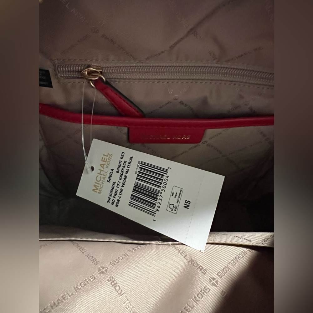 NWT Michael Kors Backpack - Picture 2 of 2